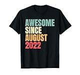 August Birthday 2022 Awesome Since August 2022 Retro T-Shirt