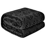 Exclusivo Mezcla Fleece Throw Blanket for Couch, Super Soft and Cozy Blankets All Season Use, Leaves Pattern, Plush Fuzzy Lightweight, Black, 50x60 Inch