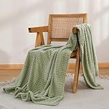 Simple&Opulence Sage Green Throw Blanket for Couch-Super Soft Fluffy Blankets for Women 50x70 Inches Cozy Lightweight Fleece Blanket for Home Decor