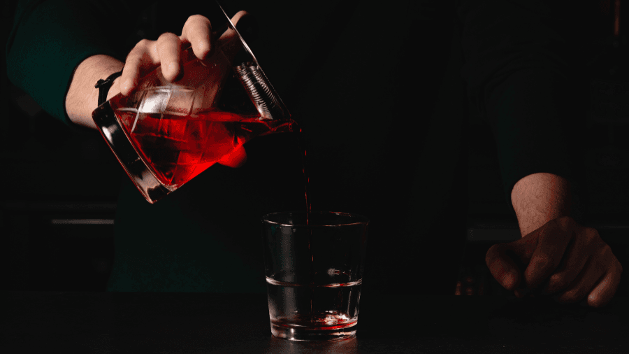 Johnnie Walker Red Label: A Complete Guide to Scotland’s Iconic Blended Scotch