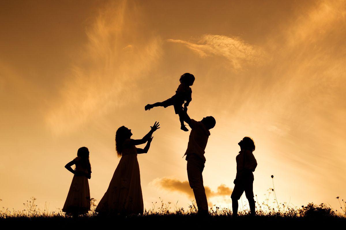 The Smart Way to Build Your Family Tree on Ancestry.com: A Step-by-Step Guide