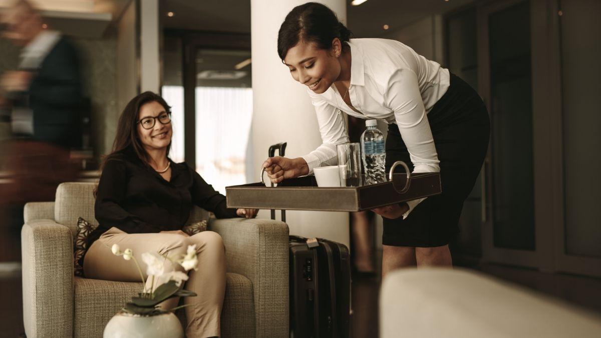 Fashion-Forward Samsonite Travel Pieces