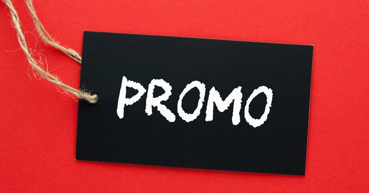 Black promotional tag with the word “Promo” on a red background, representing discounts, deals, and special offers.