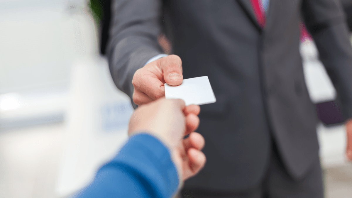 How to Design a Business Card That Makes a Strong First Impression